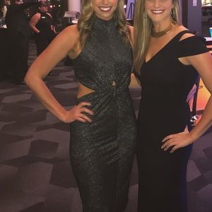 🖤 WORN ONCE Stunning Gianni Bini MIDI Dress